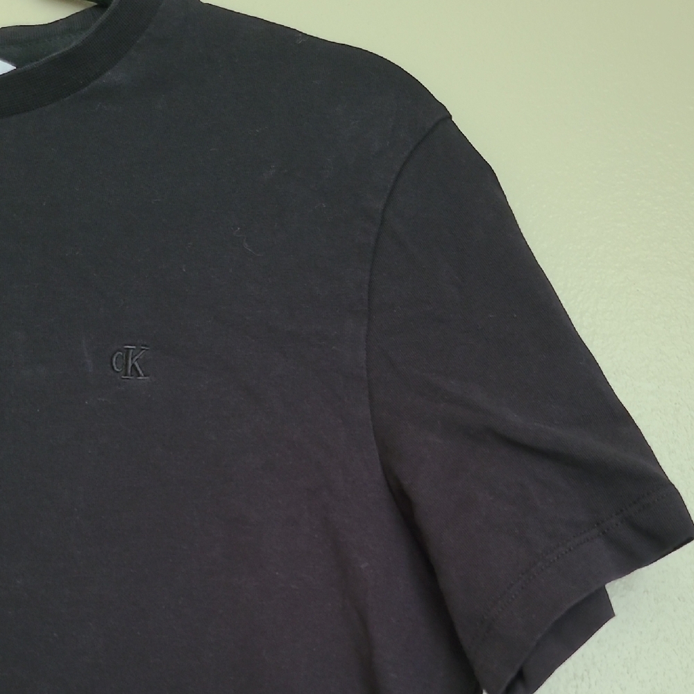 Calvin Klein Classic Black Pullover - Picture 5 of 6